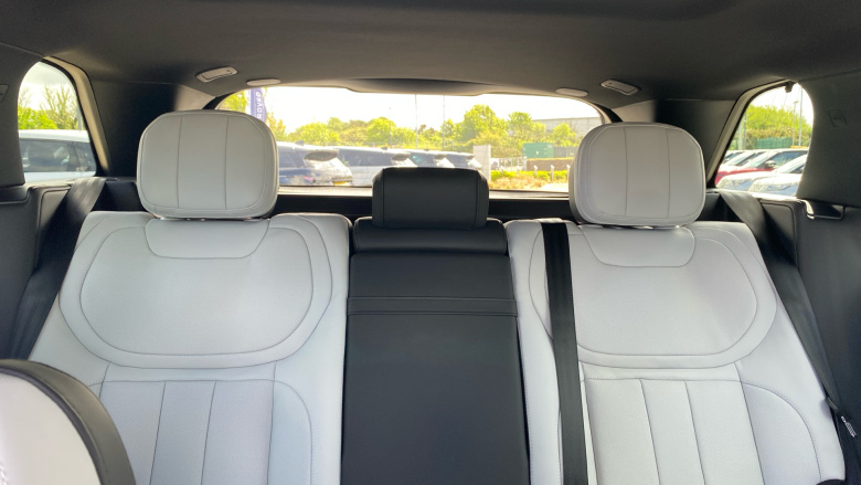 Land Rover Range Rover Sport 3.0 D250 Edition 5dr Auto Diesel Estate